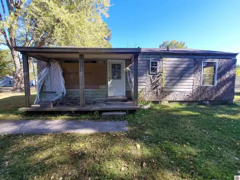 301 Locke Blvd, Paducah, KY 42003