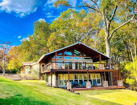 236 Joy Ln, New Concord, KY 42076