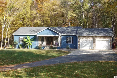 42 Staceys Ct, Cadiz, KY 42211