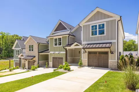 790 Eagle Rest Dr, Grand Rivers, KY 42045