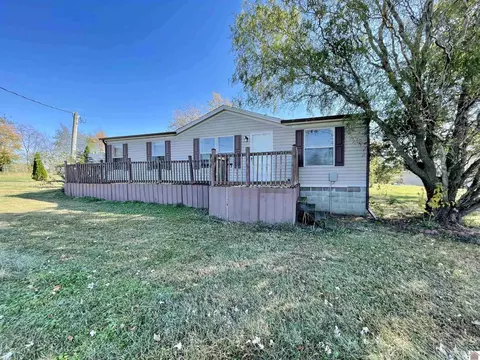 1955 State Route 384, Mayfield, KY 42066