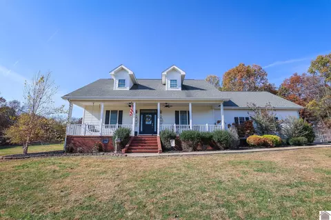70 Pleasant Valley Rd, Benton, KY 42025