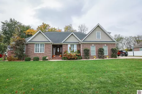 500 Cimarron Way, Paducah, KY 42001