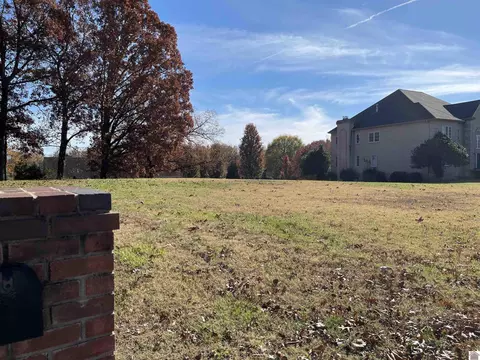 1407 Tabard, Murray, KY 42071 photo 5