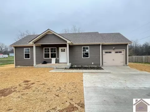 501 Tennessee Ave, Oak Grove, KY 42262