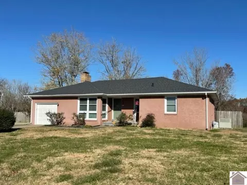 273 Third St, Cadiz, KY 42211