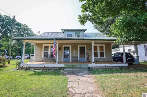 7088 St Rt 80, Arlington, KY 42021