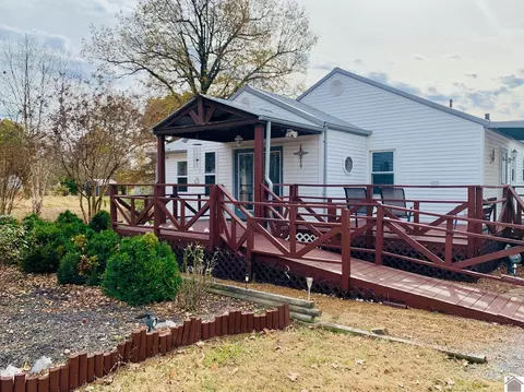 3141 W Highway 68, Benton, KY 42025