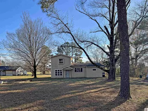 991 Pottertown Rd, Murray, KY 42071