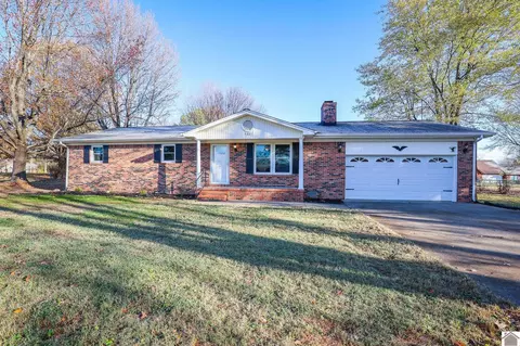 5227 Pace Dr, Paducah, KY 42001