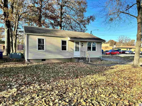 2137 Clay St, Paducah, KY 42001