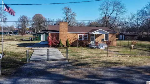 523 Marton St, Paducah, KY 42003