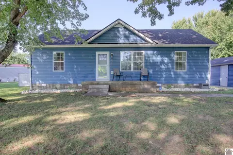 225 Alabama Ave, Oak Grove, KY 42262