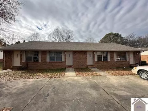 188192 196200 Megan Dr, Murray, KY 42071