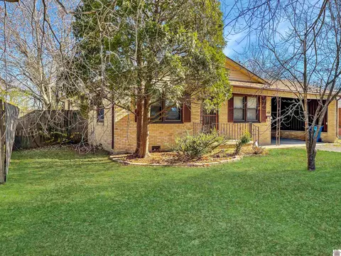 802 Mason St, Mayfield, KY 42066