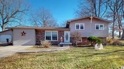 104 Mulberry St, Eddyville, KY 42038