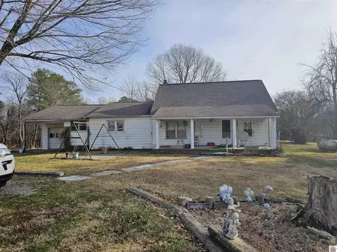 5840 Contest Rd, Paducah, KY 42001