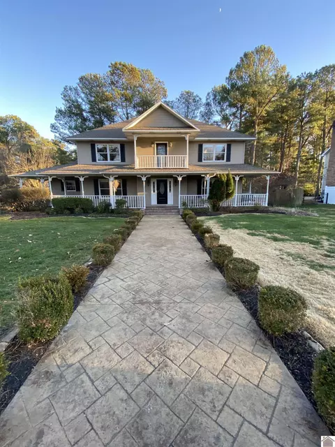 701 Whitney, Paducah, KY 42001
