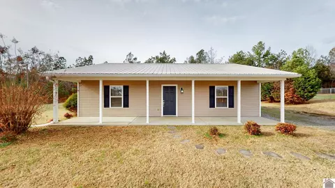 95 Landon Ln, Murray, KY 42071