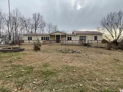 337 Doom Chapel Rd, Kuttawa, KY 42055