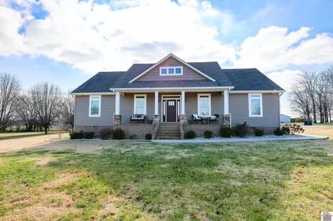 108 Shayce Ln, Benton, KY 42025