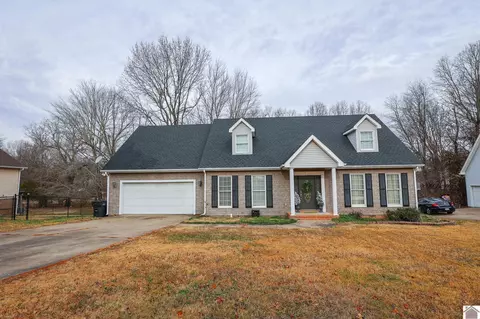275 Valiant Dr, Paducah, KY 42001
