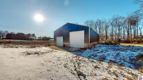 638 Stella Dr, Murray, KY 42071