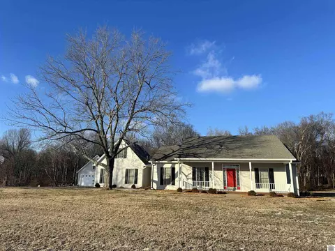 515 Kloss Ln, Paducah, KY 42001