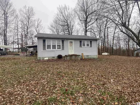 134 Pete Light Springs Rd, Cadiz, KY 42211