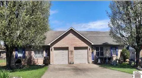 3321-3323 River Oaks Blvd, Paducah, KY 42001