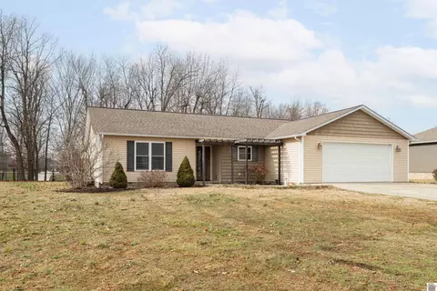 161 Piney Pt, Mayfield, KY 42066