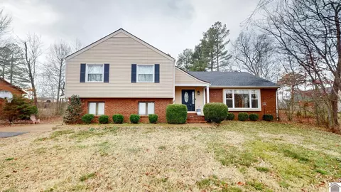 4945 Jewell Ln, Paducah, KY 42001