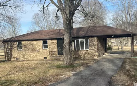 325 Sharon Dr, Ledbetter, KY 42058