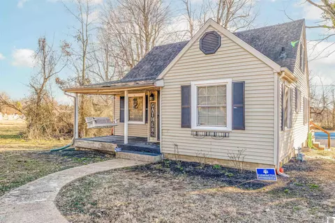 8133 State Route 121, Mayfield, KY 42040