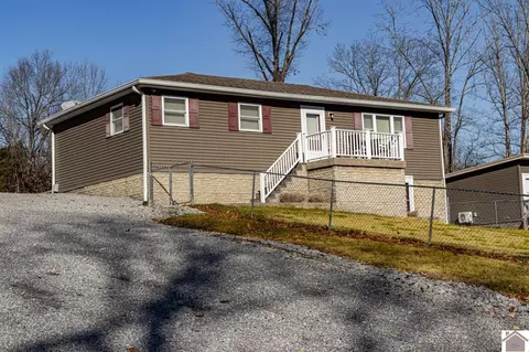 1231 Rockcastle Lakeshore Dr, Cadiz, KY 42211