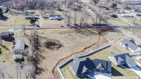 2801 Friendship Rd, Paducah, KY 42001