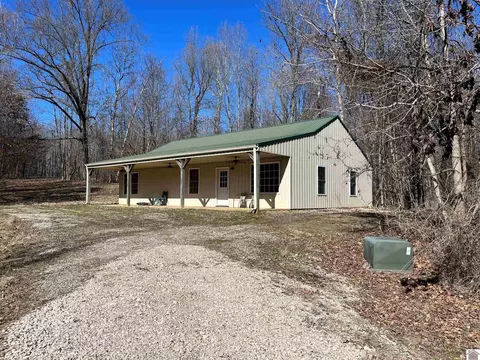 000 Mill St, Waverly, KY 42462