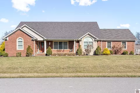 15 Stone Mill Dr, Elkton, KY 42220
