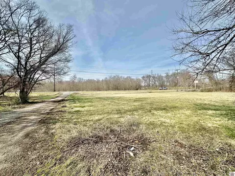612 North Dr, Hopkinsville, KY 42240