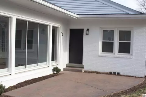 424 Minerva Pl, Paducah, KY 42001