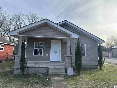 702 E South, Mayfield, KY 42066