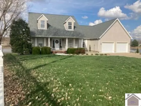 332 Fieldcrest, Mayfield, KY 42066