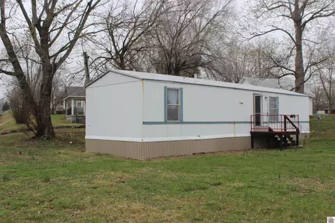 101 E Central Ave, Marion, KY 42064