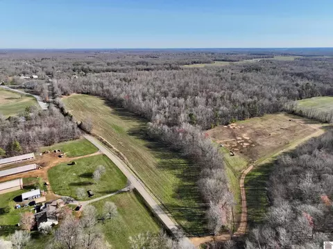 000 Olive Hamlet Rd, Benton, KY 42025