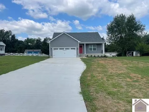 165 Alabama Ave, Oak Grove, KY 42262