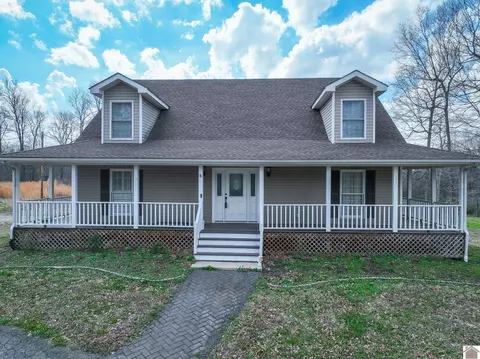 6565 Benton Rd, Paducah, KY 42003