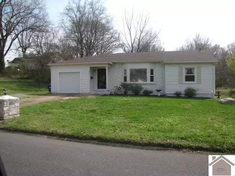311 14th St, Benton, KY 42025