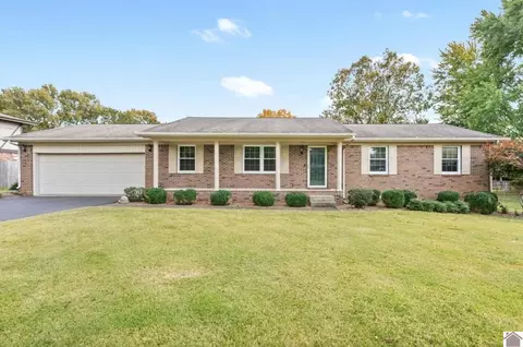 221 Mark Dr, Hopkinsville, KY 42240