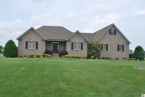 50 Chase Ln, Mayfield, KY 42066