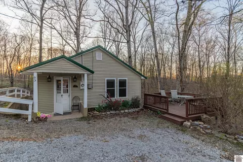 95 Mcclure Dr, Murray, KY 42071 photo 2